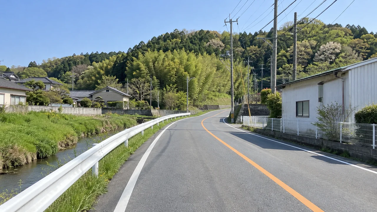 後半の山場、灘山の「のらん坂」・北崎・灘山の坂に向かう道（AI生成の参考イメージ）