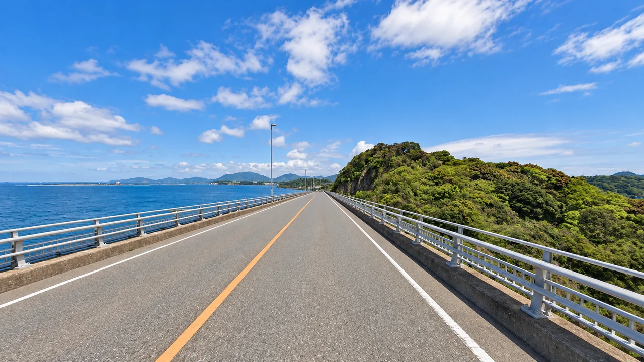 彦島大橋を上り、響灘側へ・往路の彦島大橋(AI生成の参考イメージ)