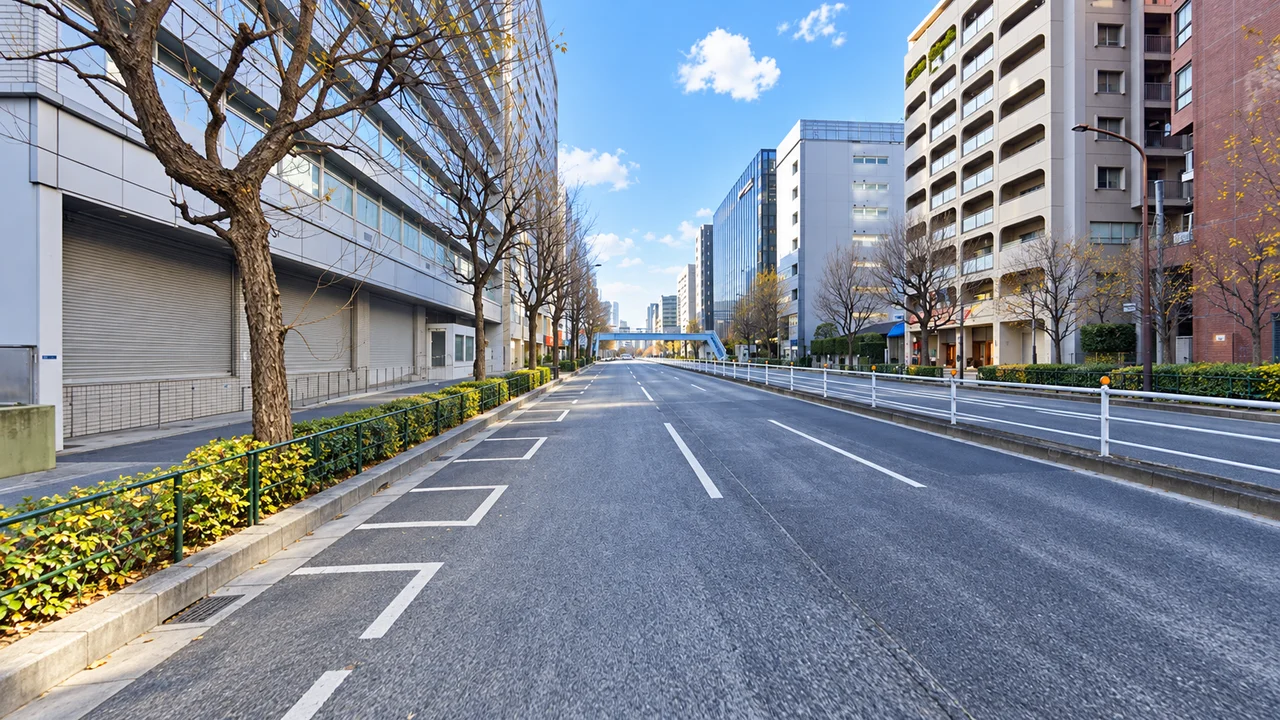 上り基調で競技場へ戻る・新宿へ戻る靖国通り(AI生成の参考イメージ)